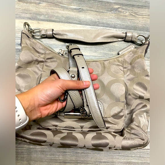 COACH Kristin Op Art Sateen Hobo Purse - Picture 8 of 8